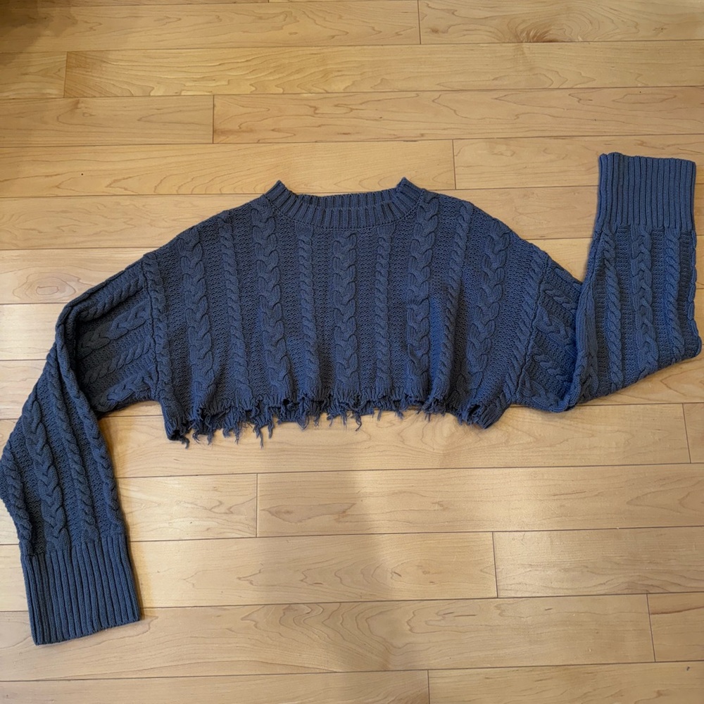 NA-KD cropped gray sweater